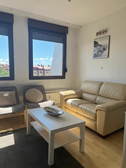 Rocco Apartment-Free Parking&Wifi زغرب المظهر الخارجي الصورة